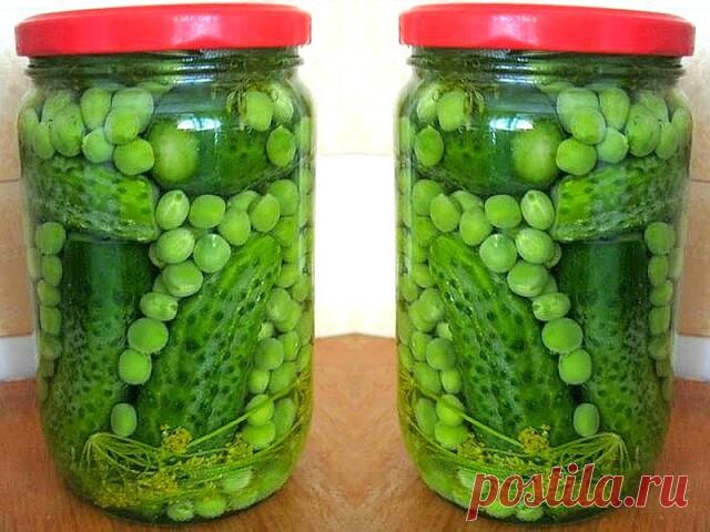 Огурцы и зеленый горошек 