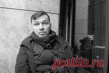 Умер актер из «Глухаря» Алексей Черных. Российский актер, известный ролями в сериалах «Глухарь», «Ищейка», «Мент в законе» Алексей Черных умер на 44-м году жизни. Об этом сообщила актриса Екатерина Соломатина. Она отметила, что Алексей Черных был сложным и противоречивым человеком, но при этом добрым, честным и справедливым. Причина смерти не уточняется.