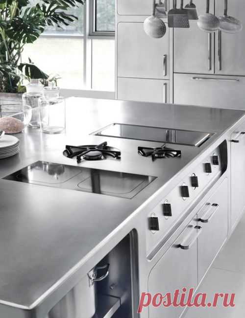 Металл на кухне без фэншуй