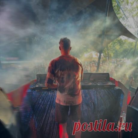 Man With No Shadow ADE Chart » MinimalFreaks.co