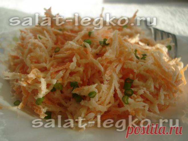Салат из редьки и моркови Незамысловатый, вкусный и полезный салат из редьки с морковью, заправленный сметаной - это быстрое витаминное блюдо для любителей овощных блюд.
