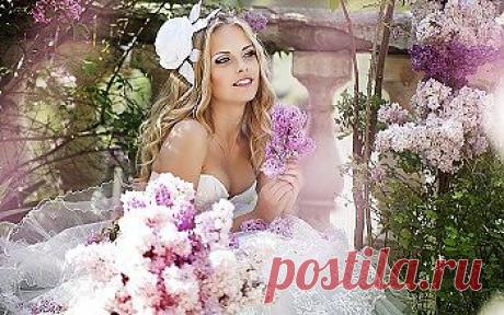 Различные  приемы, помогут женщине откорректировать проблемные места на лице, убрать морщины, подтянуть овал. Комплекс специальных упражнений , напоминающий аэробную тренировку, всего за 11 минут в день, приведет к удивительному результату, и сохранит вашу молодость и привлекательность.