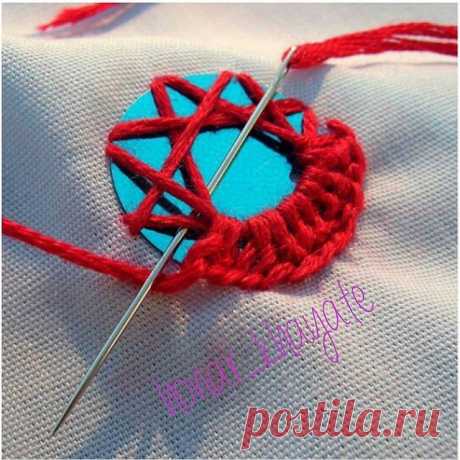 دوستان علاقمند به هنر آینه دوزی
آموزش فقط در اولین گروه تلگرام ، شنبه شروع اولین دوره یکماهه
شماره 09016745500
هزینه ی اشتراک و عضویت دوره یکماهه هفت هزار تومان
با دریافت فیلم آموزش با کیفیت