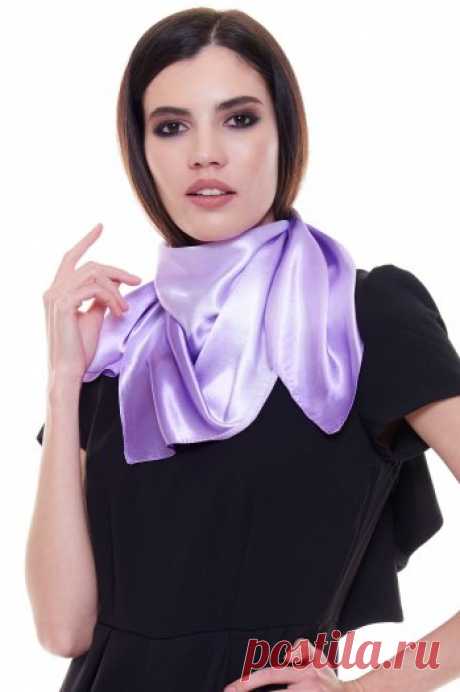 Купить сиреневый платок в полоску с геометрическим принтом (шелк 80%, полиэстер 20%, сиреневый), за 350 руб в интернет-магазине LEKSO.ru. Размер: 75х75 см, артикул: SIM-59-2.