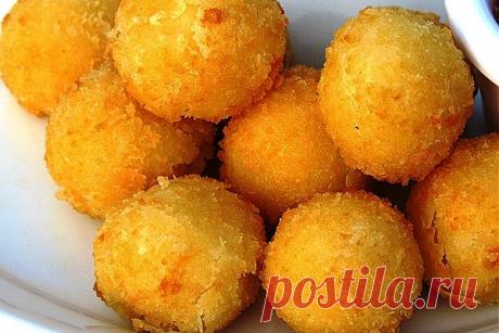 Фантастически вкусное лакомство!!! Испробуйте обязательно!
&quot;Сырные шарики&quot; Вот рецепт...