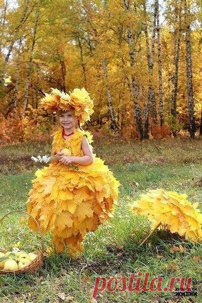 Шикарное осеннее платье! Вот это мама постаралась!