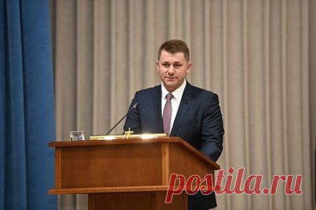 Новым мэром Белгорода стал бывший мэр Симферополя. Депутаты избрали на должность мэра Белгорода Валентина Демидова, который ранее занимал пост исполняющего обязанности главы города. Об этом сообщается на сайте администрации Белгорода. Там уточняется, что в ходе тайного голосования за бывшего мэра Симферополя Демидова проголосовали 33 депутата из 36 депутатов.