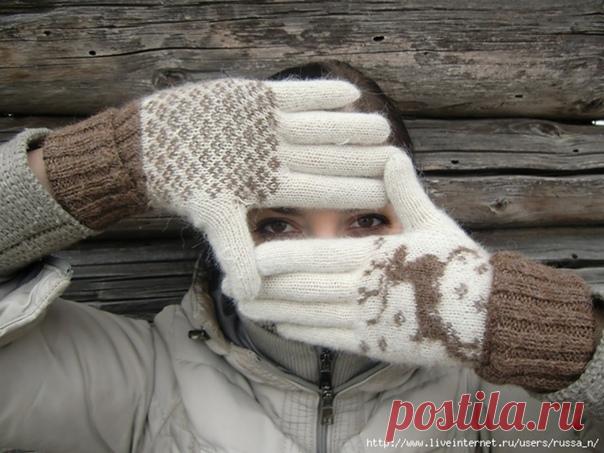 Варежки и перчатки с оленями