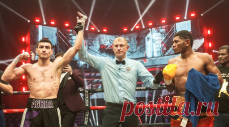 Агрба сразится с Лопесом на турнире RCC Boxing Promotions в феврале. Россиянин Харитон Агрба сразится с аргентинцем Марселино Николасом Лопесом в соглавном событии турнира RCC Boxing Promotions. Читать далее