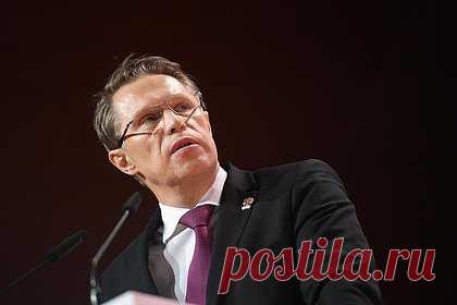 Мурашко оценил ситуацию с лекарствами в России. Ситуация с обеспечением жителей России лекарственными препаратами стабильная. Так охарактеризовал ее министр здравоохранения Михаил Мурашко в интервью Наиле Аскер-заде. «Сегодня система мониторинга лекарственных препаратов позволяет нам видеть общую картину по вводу в гражданский оборот», — сказал он.