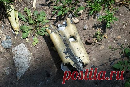 Обломки беспилотника нашли в Крыму. Обломки беспилотника нашли крымские фермеры в поле во время уборки зерна. Дрон рухнул в Красногвардейском районе региона, между населенными пунктами Клепинино и Ястребовка. Там его и нашли местные жители во время сельскохозяйственных работ днем 3 июля. В результате случившегося никто не пострадал, разрушений нет.