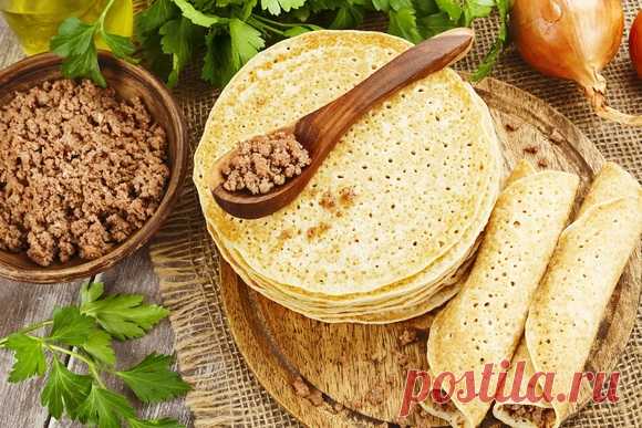 Печем блины на Масленицу, вкусные начинки для блинов