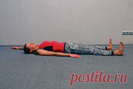 О, да! Боль в пояснице ушла восвояси, как только я попробовал это… Рекомендую всем.  Резкая или тянущая боль в пояснице — верный спутник людей, чахнущих за компьютерами. Беспокоит она и женщин в положении и тех, кто не рассчитал свои силы в спортзале, а уж с началом дачного периода и…