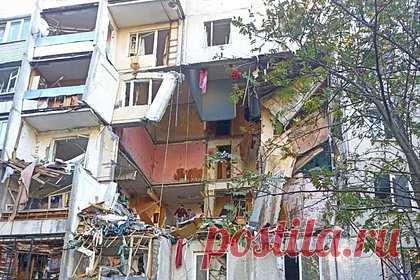 Взрыв газа в многоэтажке Балашихи обрушил два этажа. Два этажа многоэтажного жилого дома в подмосковной Балашихе обрушились в результате взрыва газа. Об этом сообщили в МЧС. По информации министерства, в результате взрыва пострадал один человек. Как уточняет Telegram-канал Shot, эпицентр взрыва был на четвертом этаже, он повредил не менее 10 квартир.