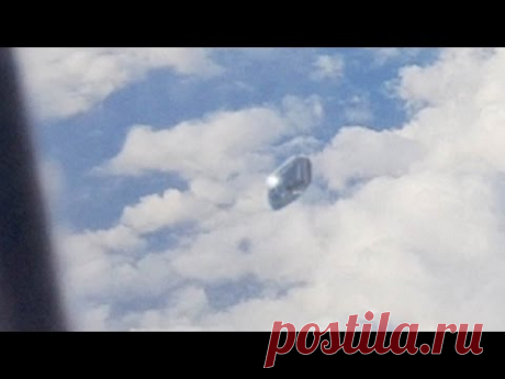 UFO Video From Airplane Window Spain ! Apr 2017 - YouTube
