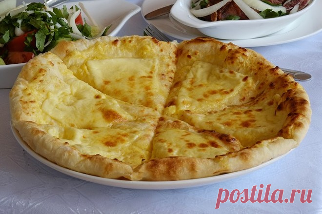 Как приготовить идеальное хачапури с сыром?