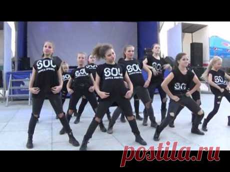 Танец в стиле Hip-Hop (3) - Dance School SOL - Битва талантов-2015 (Сумы) - YouTube