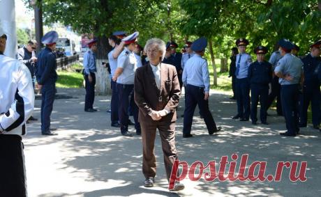 Ермек Турсунов: Кризис не тупик | Ratel.kz | Аналитический Интернет-портал