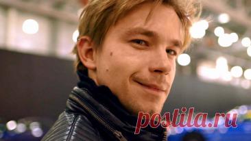 Александр Петров