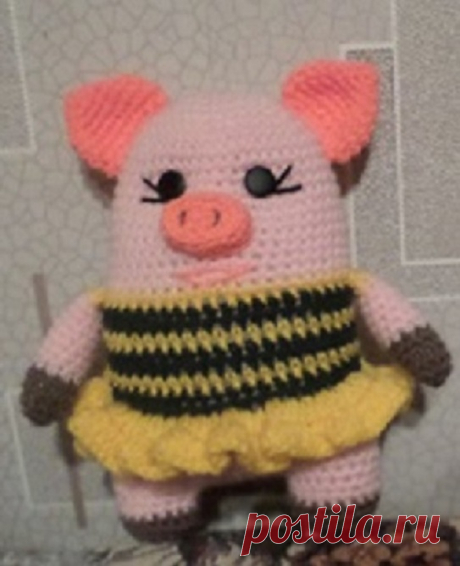 Свинка, связанная крючком.