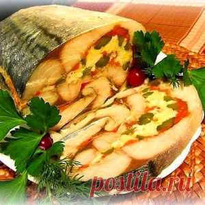 Вкуснейший рулет из скумбрии. 9 обалденно вкусных закусок из слоеного теста - МирТесен