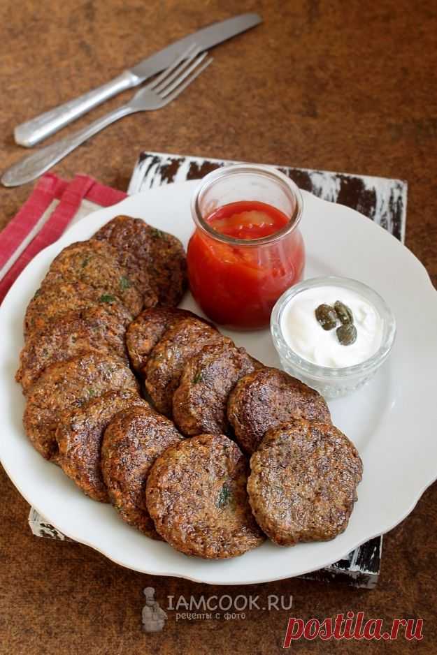 Dies enthält ein Bild von: Оладьи из куриной печени с морковью — рецепт с фото
