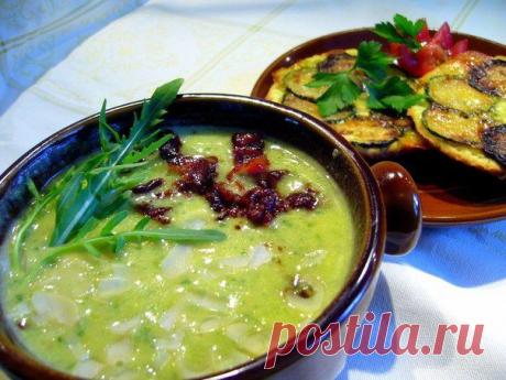Изумрудно-бархатный супчик с руколой / Царский пир