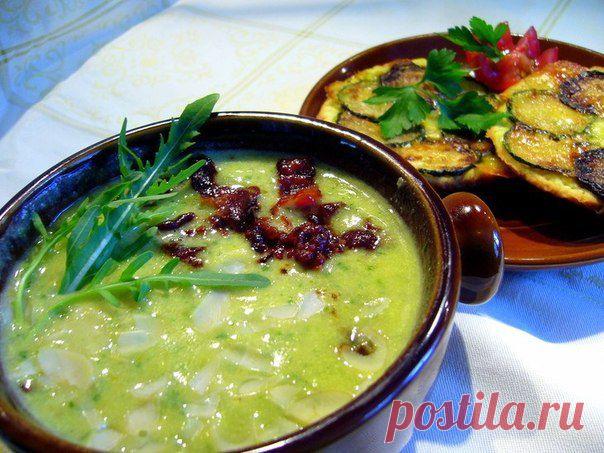 Изумрудно-бархатный супчик с руколой / Царский пир