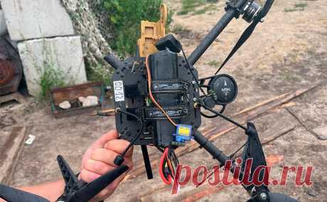 В Курской области сбили самодельный украинский квадрокоптер. Пограничники сбили в Рыльском районе Курской области «самодельный вражеский квадрокоптер», сообщил губернатор Роман Старовойт.