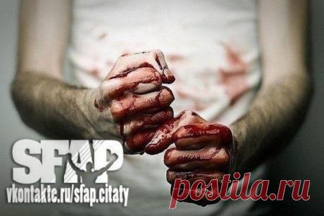 - Дорогой где ты был?- Бегал.- А почему футболка разорвана и кулаки в крови?- Догнал! / Воркаут как образ жизни