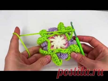 Granny Square Blanket: Crochet Flower Design for Beginners