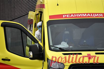В российском городе девочка попала в реанимацию из-за невнимательности родителей. Полугодовалая девочка из калининградского Правдинска оказалась в реанимации из-за невнимательности родителей. Малышка заразилась от старшего брата бронхитом. Их вместе с матерью положили в больницу Железнодорожного. Когда сын поправился, россиянка вместе с больной девочкой отпросилась домой под расписку.
