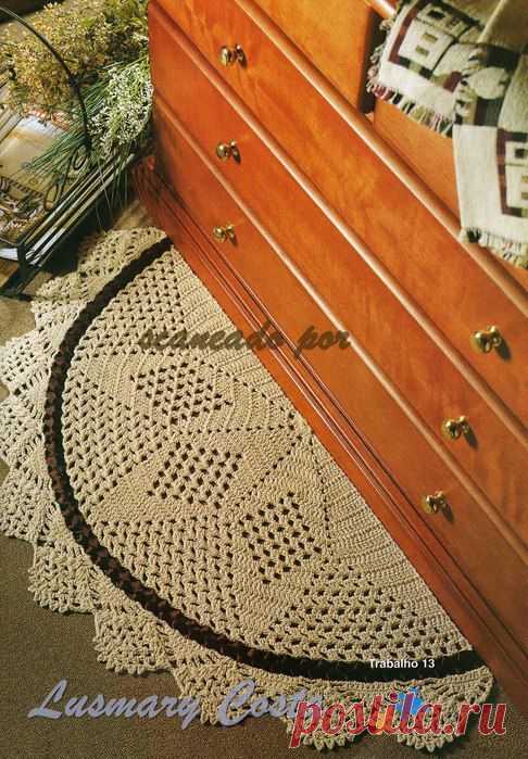 КОВРИК - ПОЛУКРУГ КРЮЧКОМ.