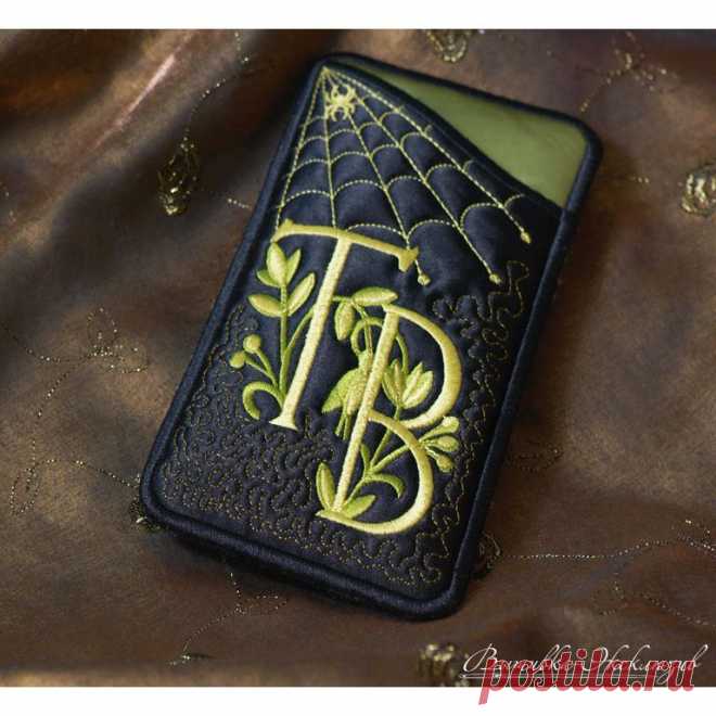 Вышитый очечник с монограммой - Очечник,футляр для очков,чехол для телефона