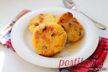 Кукурузные оладьи &quot;Солнечные&quot; с курагой и миндалем