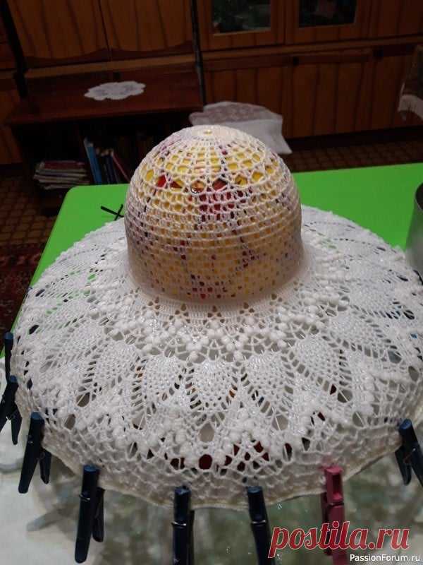 Шляпка широкополая крючком,из пряжи 