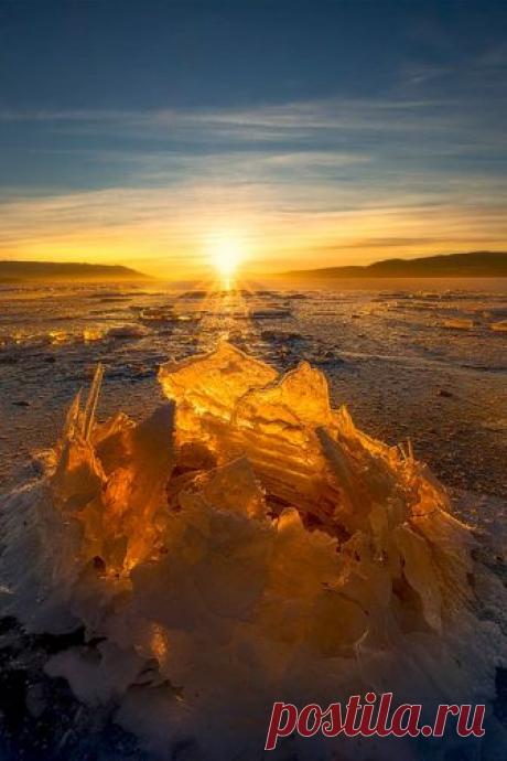 Enantiodromija | Castle of Fire by Ole Henrik Skjelstad