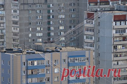 Стоимость «вторички» на окраине Москвы оценили. В среднем квартира на вторичном рынке в окраинных районах Москвы обойдется в 12,6 миллиона рублей. Дешевле всего «вторичка» в восточной и южной частях города — Косино-Ухтомском районе и Ясенево. Самое дорогостоящие варианты на окраине Москвы находятся в западных районах города — в Новокосино, Можайском районе.