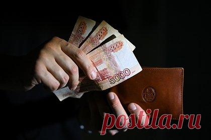 Россияне потянулись за деньгами в микрокредитные компании