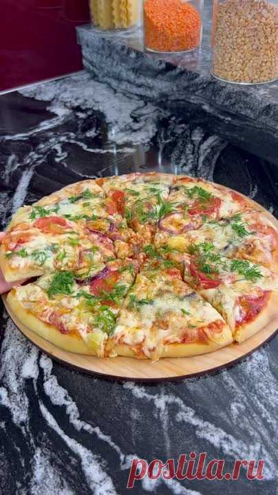 Идеальное тесто для пиццы Подробнее: https://povar.ru/recipes/idealnoe_testo_dlya_piccy-76668.html