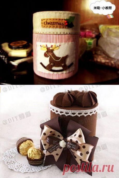 Корзиночки и коробочки из картона и пластиковых стаканчиков.