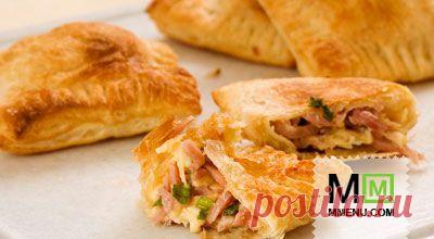 Пирожки из слоеного теста с ветчиной - кулинарный рецепт. Миллион Меню