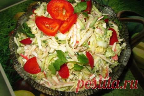 Ну просто вкусняшка, этот салатик из пекинской капусты с морепродуктами! &quot;Салат из пекинской капусты с крабовыми палочками и икрой мойвы&quot; Смотри рецепт на сайте...