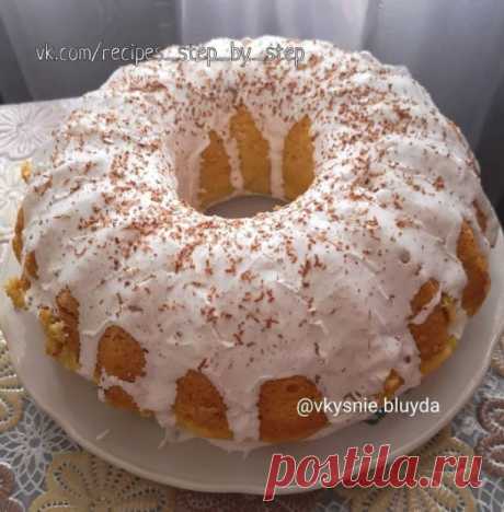 Творожный кекс 
Это очень вкусный кекс

Ингредиенты:
-творог 5-9%-300 гр
-масло сливочное-100 гр
-яйца-4 шт
-мука-300 гр
-сахар-270 гр
-ванилин-1 пакетик
-щепотка соли
-разрыхлитель-2 ч.л. с небольшой горкой

Лучшие рецепты
 Ищите простые рецепты с фото? Рекомендуем подписаться

Приготовление:
Творог пробить блендером. В отдельной ёмкости взбить венчиком яйца, добавить сахар, соль, ванилин, сливочное растопленное масло.
Перемешать и добавить творог, все ещё раз тщательно п...