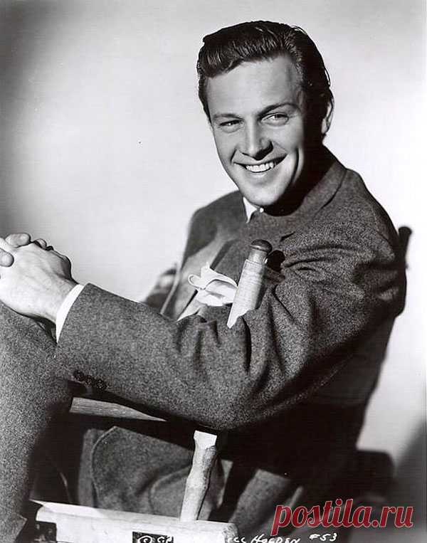 Уильям Холден (William Holden)
- 17 апреля, 1918
 • 12 ноября 1981