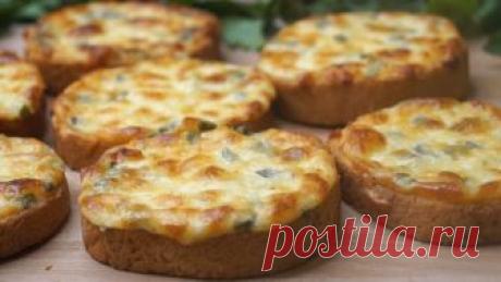 Всего 5 минут и дома все благодарят за великолепный перекус! Вкус, скорость и простота приготовления – три самых ценных качества для завтрака. Этот рецепт отвечает всем требованиям. К тому же румяные греночки очень аппетитно выглядят и потрясающе пахнут.

Если у вас с утра есть лишние пять минут, потратьте их на приготовление именно этого горячего перекуса!