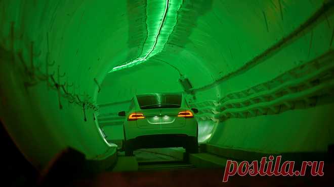 Фотогалерея: Илон Маск открыл первый тоннель под Лос-Анджелесом Американский бизнесмен Илон Маск открыл первый транспортный подземный тоннель под Лос-Анджелесом.