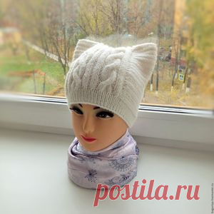 Вяжем спицами котошапку с ушками: простое описание-схема для новичков