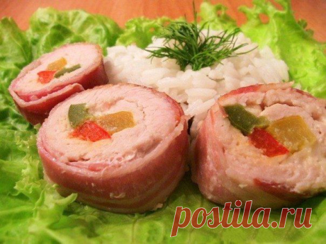 индейки с восхитительным сочетанием вкусов сыра, бекона и болгарского перца. Отличный вариант к празднику! | Мамам, женщинам, бабушкам и очень любознательным.