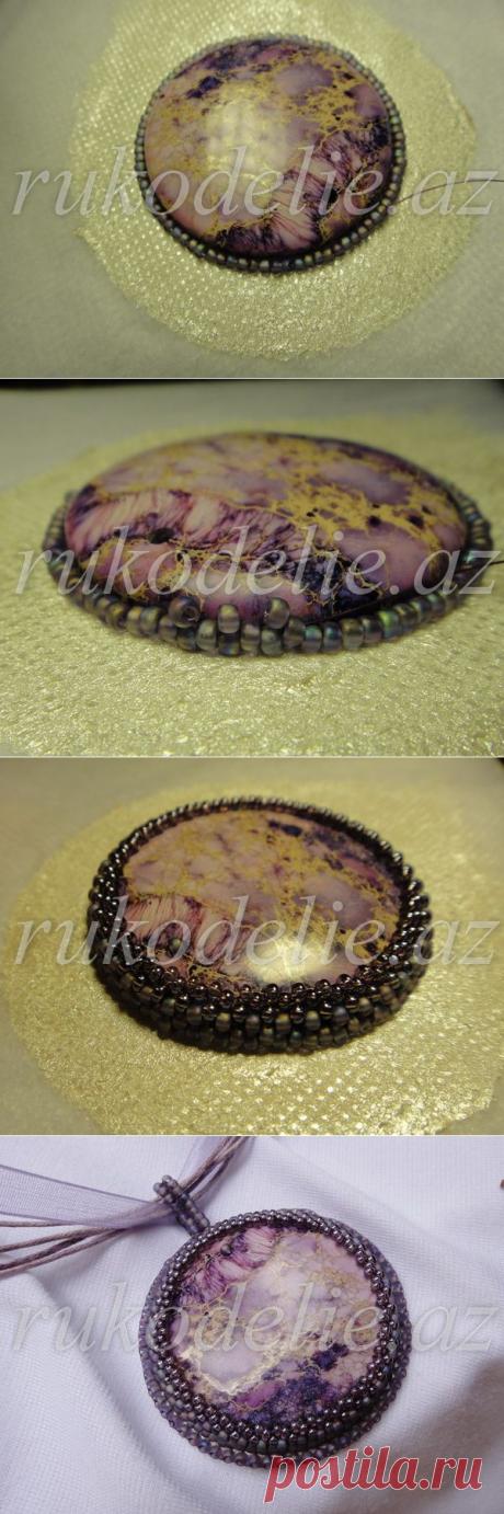 Как обшить кабошон мозаичным стежком